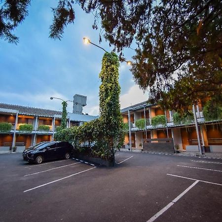 Hotel Nyland Pasteur Bandung Zewnętrze zdjęcie